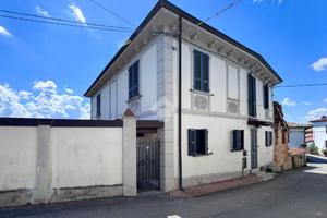 CASA INDIPENDENTE A CANNETO PAVESE