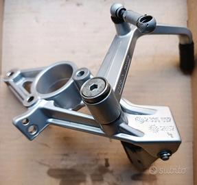 BMW 1150 GS 07/2003 supporto pedana SX leva cambio