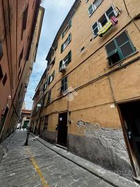 2 LOCALI A GENOVA