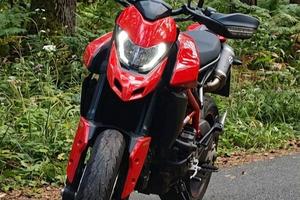 Ducati hypermotard 950