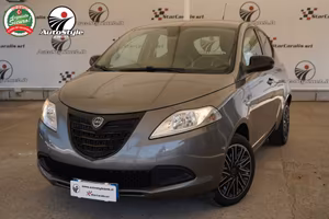 Lancia Ypsilon 1.2 69 CV GPL Gold