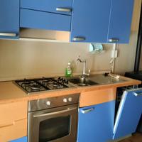 Cucina con lavastoviglie 1/2 persone