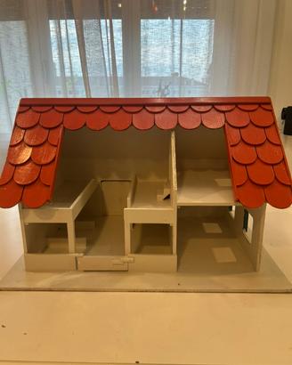 Casa delle bambole vintage artigianle