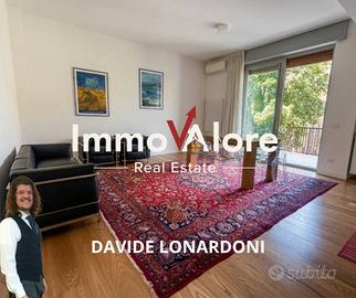 Appartamento di 105 m² con 3 locali e box auto a V