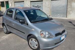 TOYOTA YARIS 5 PORTE PER NEO PATENTATI