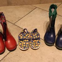 Stivali e ciabatte x asilo num 27 bambini scarpe