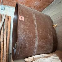 Contenitore in vetroresina