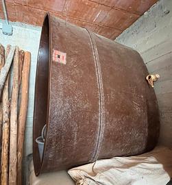 Contenitore in vetroresina