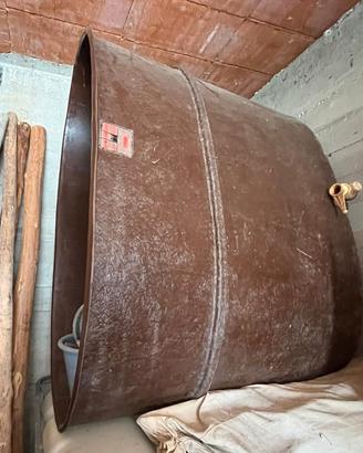 Contenitore in vetroresina