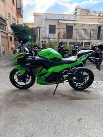 Kawasaki Ninja 500 SE
