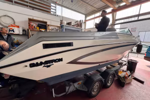 Glastron 226 V