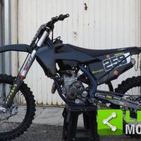 HUSQVARNA 350 FC anno con 26 ore di lavoro