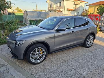 Alfa Romeo Stelvio 2.0 200 CV Q4 Executive