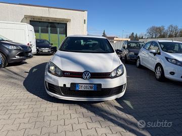 Volkswagen Golf GTI 2.0 TSI DSG 3p.