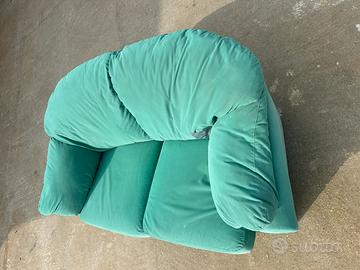 Divano 2 posti verde acqua – comodo e solido