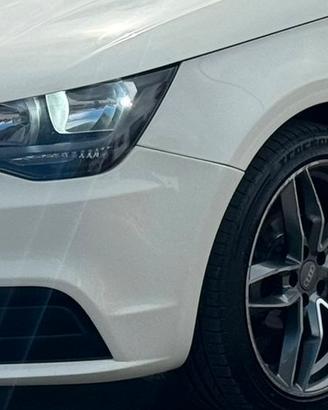 Fari audi A1
