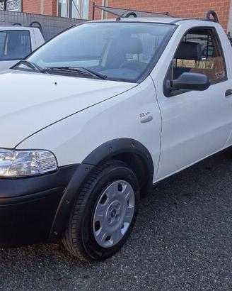 FIAT - Strada PICK -UP FIORINO 1900 JTD GANCIO