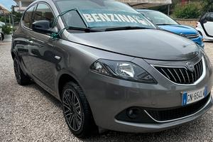 Lancia Ypsilon 1.0 FireFly 5 porte S&S Hybrid Gold