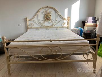 Letto matrimoniale ferro battuto