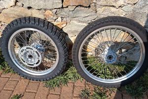 Ruote, cerchi Suzuki Dr 350 