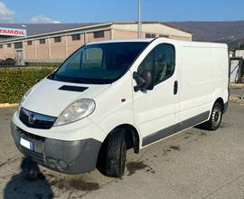 Opel Vivaro 2012