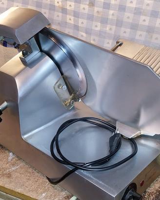 Affettatrice lama 25