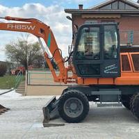 escavatore gommatoFiat Hitachi FH85W