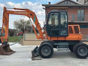 escavatore gommatoFiat Hitachi FH85W