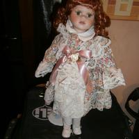 Bambola in porcellana alt. 40 cm