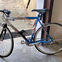 bicicletta corsa Carlo Borghi