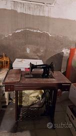 macchina da cucire storica "Pfaff"