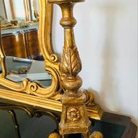 Candeliere antico dorato