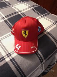 Cappellino Ferrari originale nuovo 