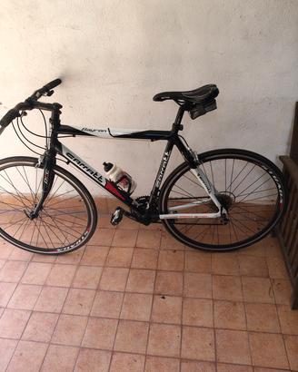 bici ibrida da corsa 