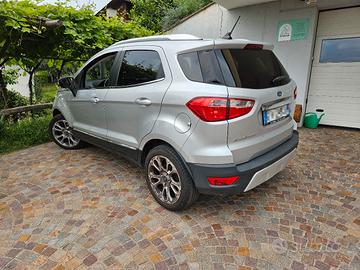 Ford Ecosport Titanium Ecoboost 125PS.
