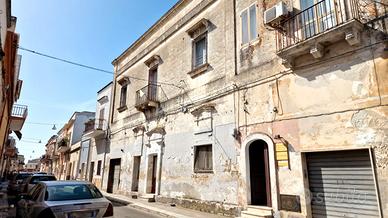 Appartamento storico in centro a Carosino