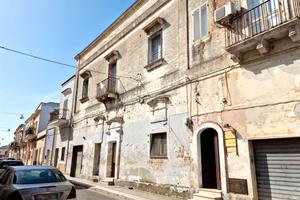 Appartamento storico in centro a Carosino