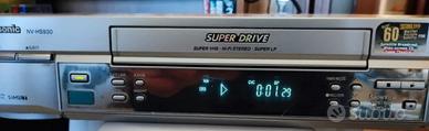 Videoregistratore vhs svhs tbc panasonic 