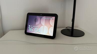 Alexa Echo show 8 ultima generazione