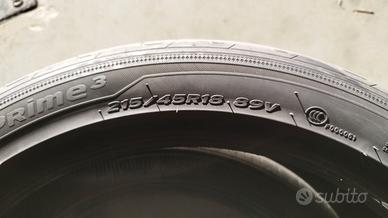 Gomme 215/45 r18