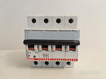 Interruttore magnetotermico 4P - In 10 A