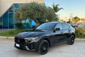 Maserati Levante 3.0 V6 Modena S possibilità noleg