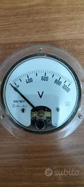 Voltmetro analogico