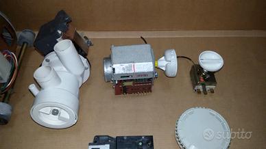 Ricambi lavatrice Indesit