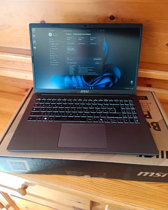 portatile MSI modern 15 16 gb ram
