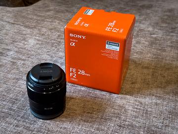 Sony 28 mm F2