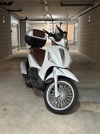 Piaggio Beverly 300