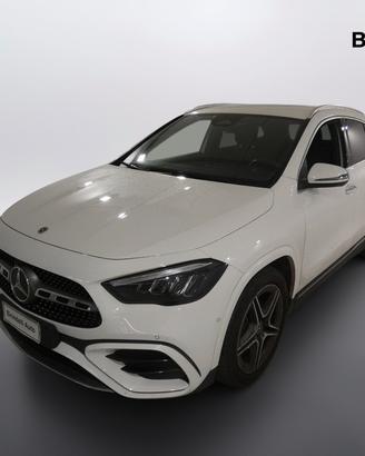 MERCEDES-BENZ GLA (H247) - GLA 200 d Auto