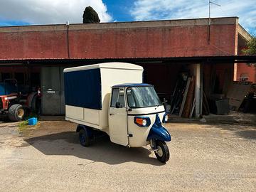 ApeCar Street Food per uso Gelateria/Bar/Aperitivi