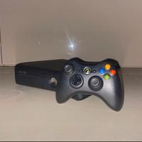 Xbox 360 Slim con kinect + ....LEGGERE DESCRIZIONE